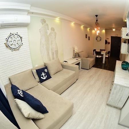 Stars Apartment Batumi Eksteriør billede