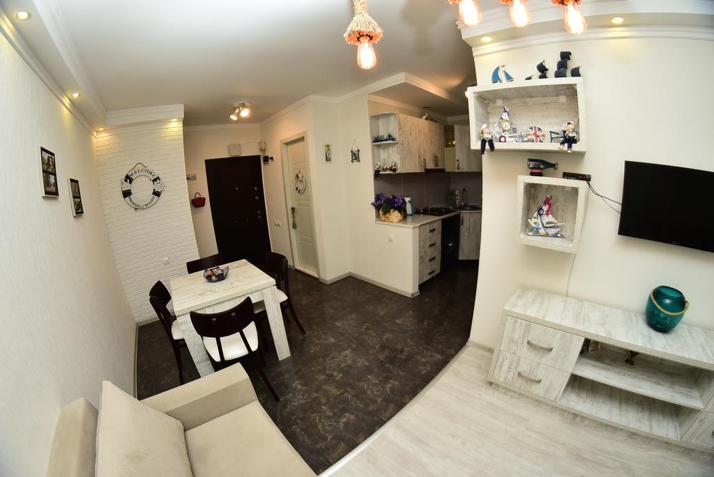 Stars Apartment Batumi Eksteriør billede