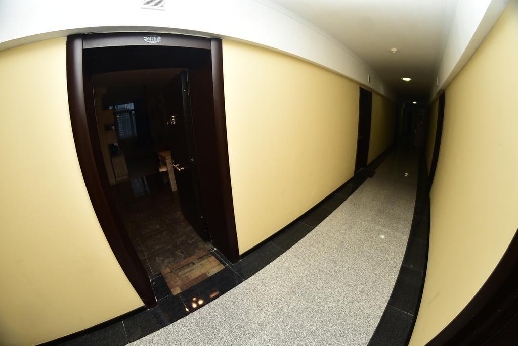 Stars Apartment Batumi Eksteriør billede